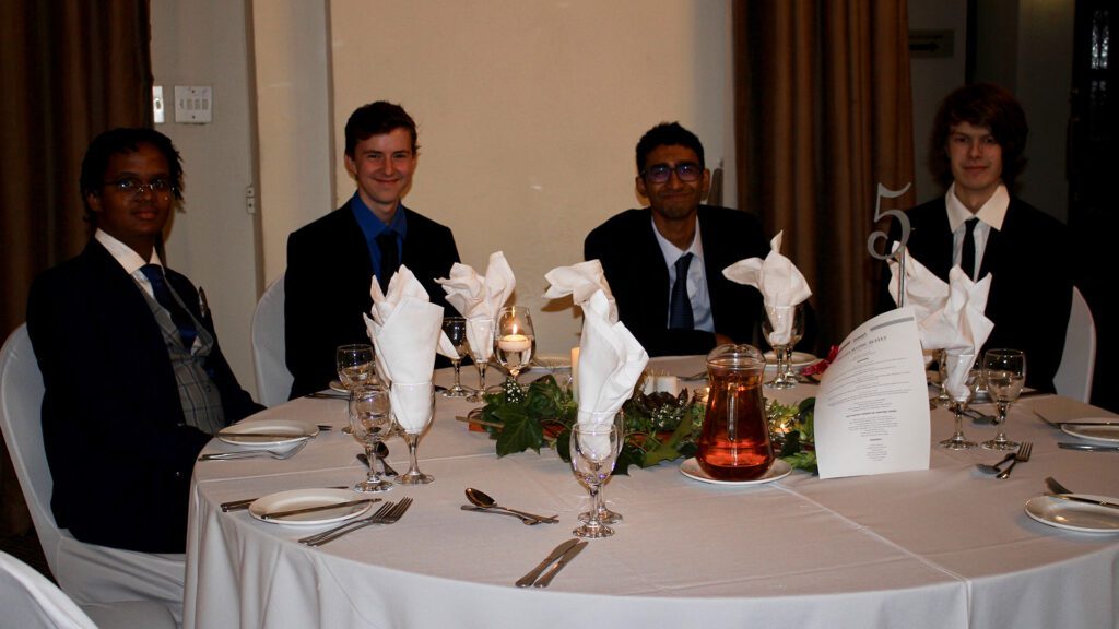 Michael Mount Waldorf School Class of 2022 8827