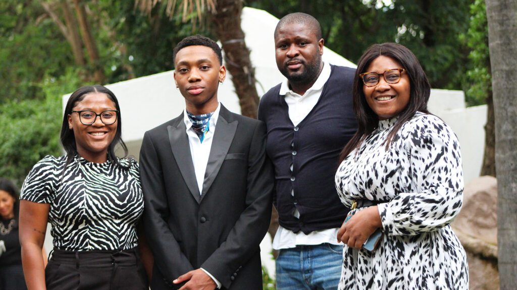 Michael Mount Waldorf School Class of 2022 8827