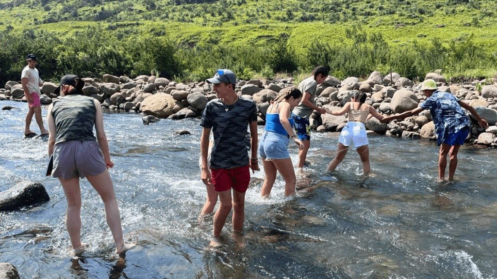 Michael Mount Waldorf School Class of 2023 12686