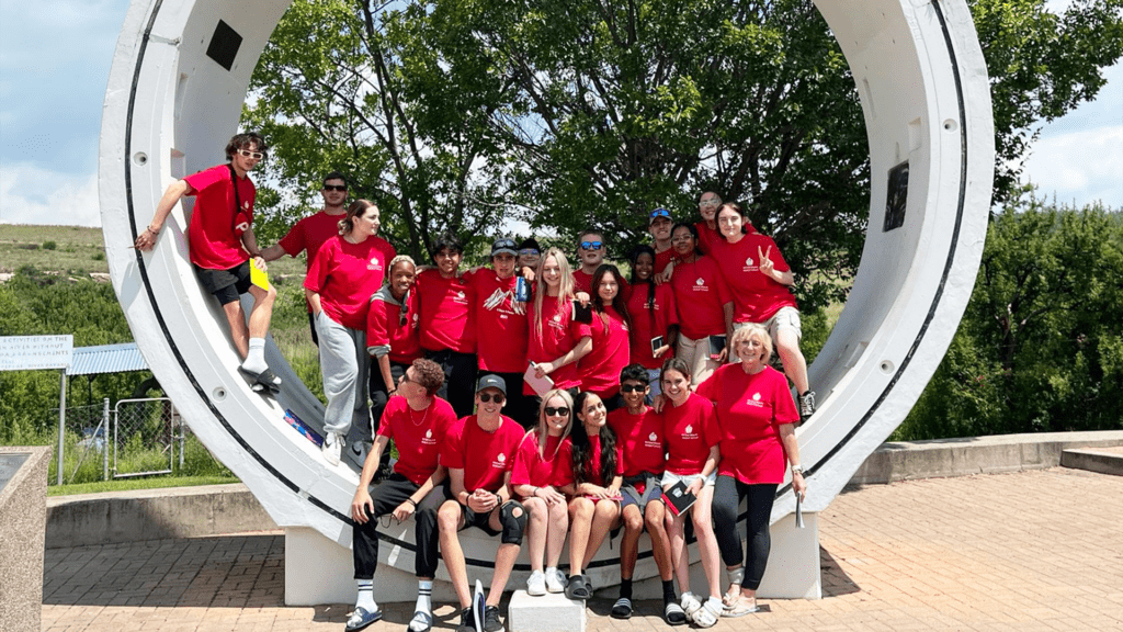 Michael Mount Waldorf School Class of 2023 12686