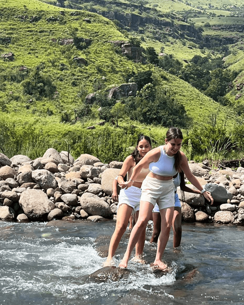 Michael Mount Waldorf School Class of 2023 12686