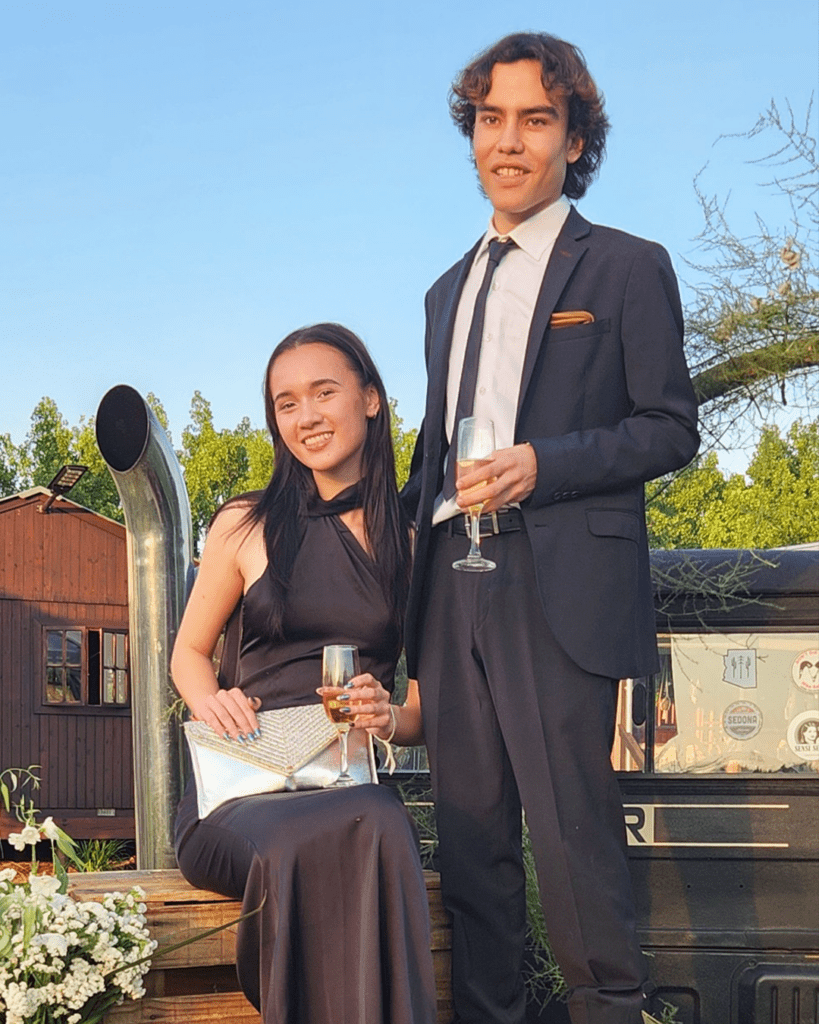 Michael Mount Waldorf School Class of 2023 12686