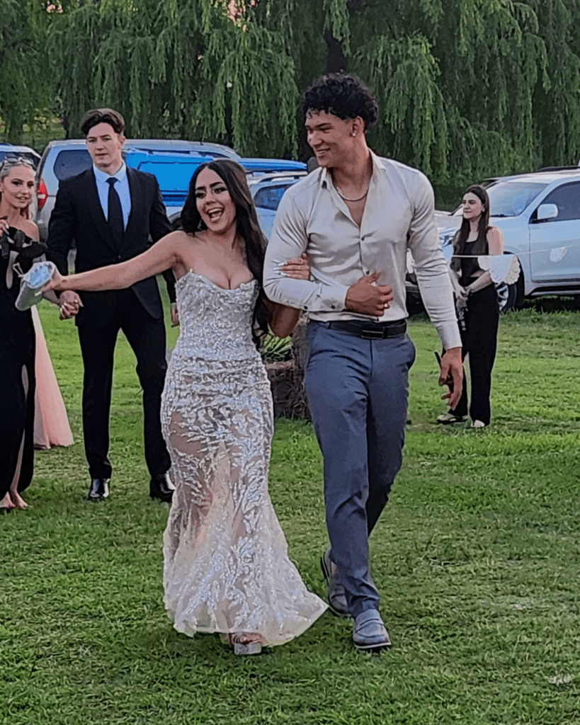 Michael Mount Waldorf School Class of 2023 12686