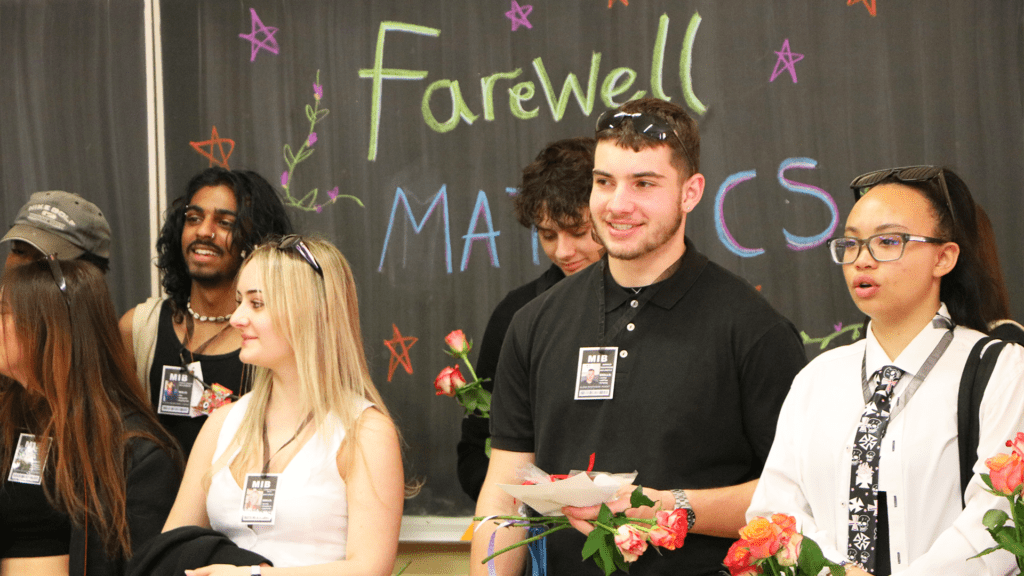 Michael Mount Waldorf School Class of 2023 12686