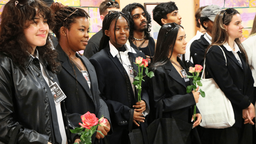 Michael Mount Waldorf School Class of 2023 12686