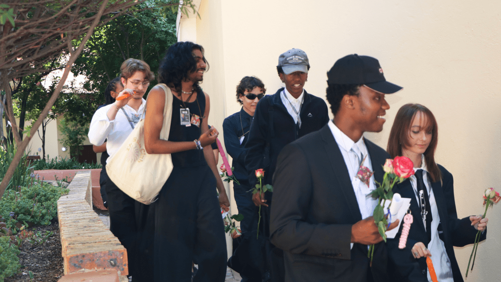 Michael Mount Waldorf School Class of 2023 12686