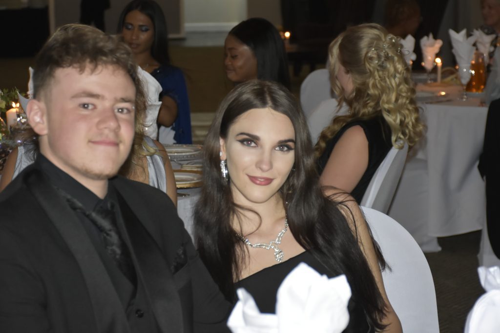 Michael Mount Waldorf School Class of 2024 13456