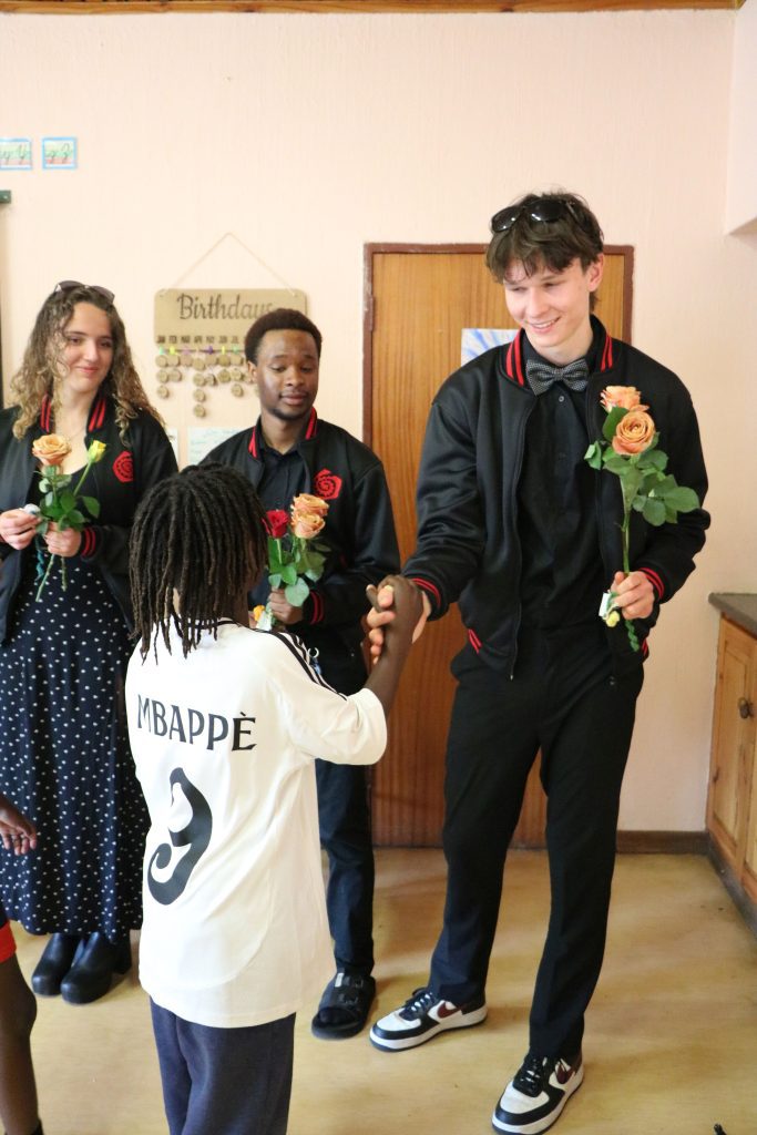 Michael Mount Waldorf School Class of 2024 13456