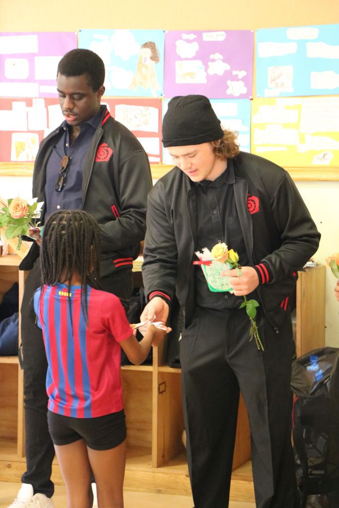 Michael Mount Waldorf School Class of 2024 13456