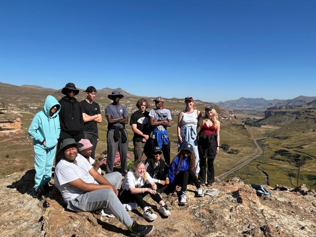 Michael Mount Waldorf School Class of 2024 13456