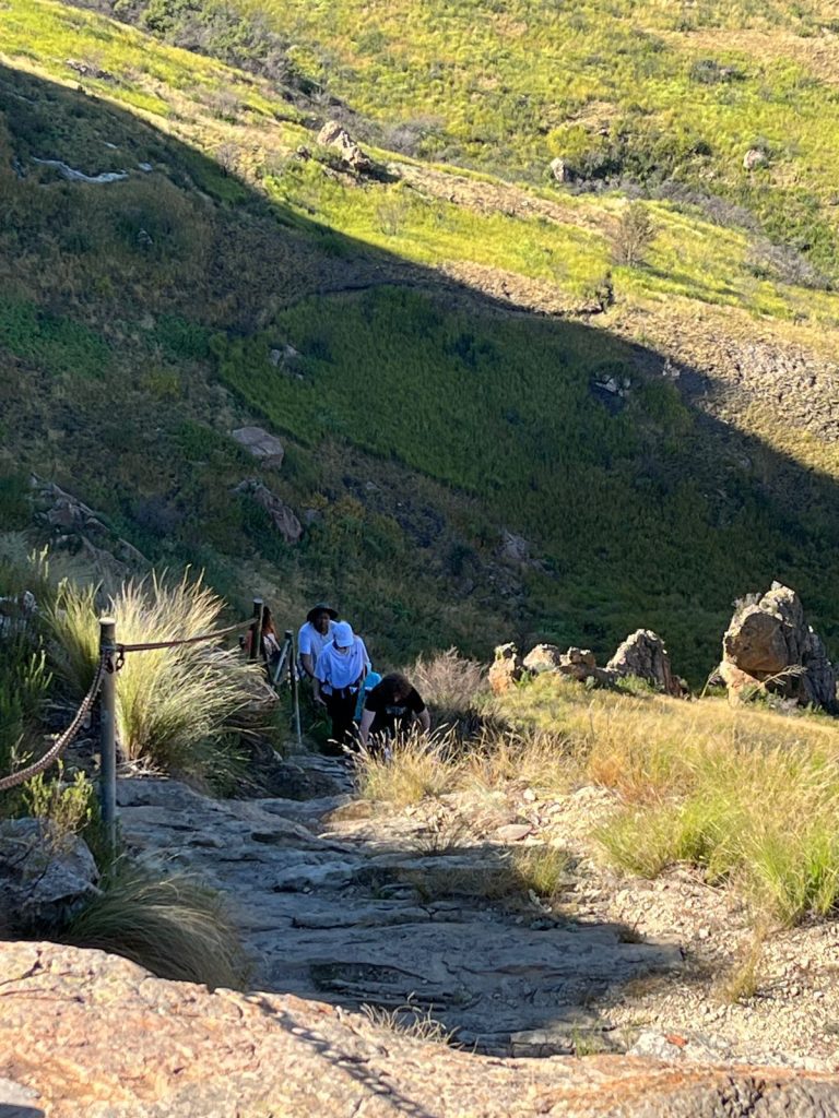 Michael Mount Waldorf School Class of 2024 13456