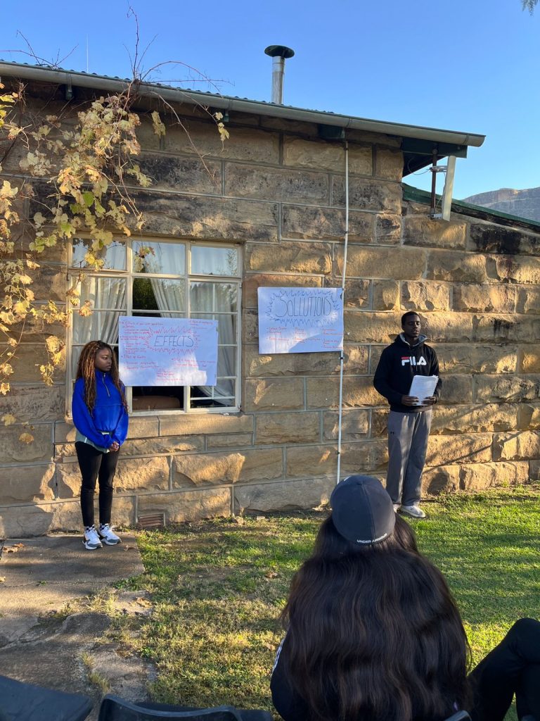 Michael Mount Waldorf School Class of 2024 13456