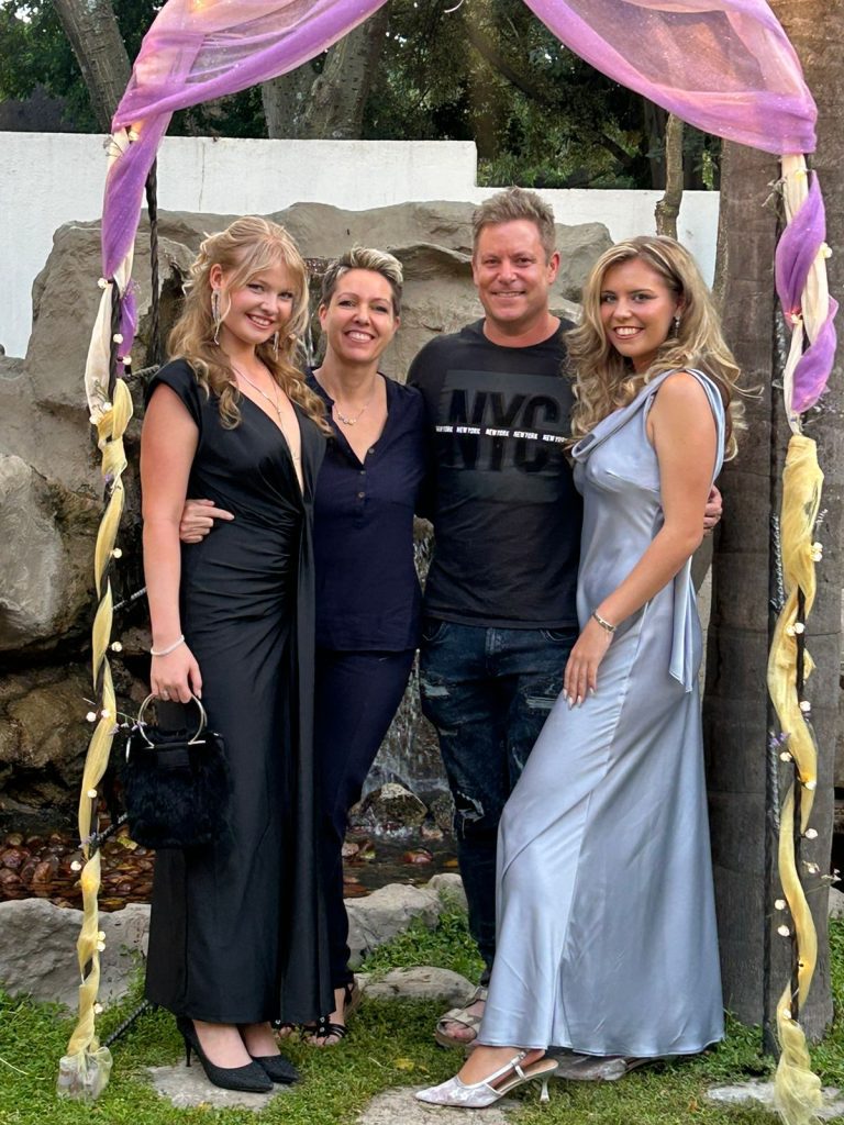 Michael Mount Waldorf School Class of 2024 13456