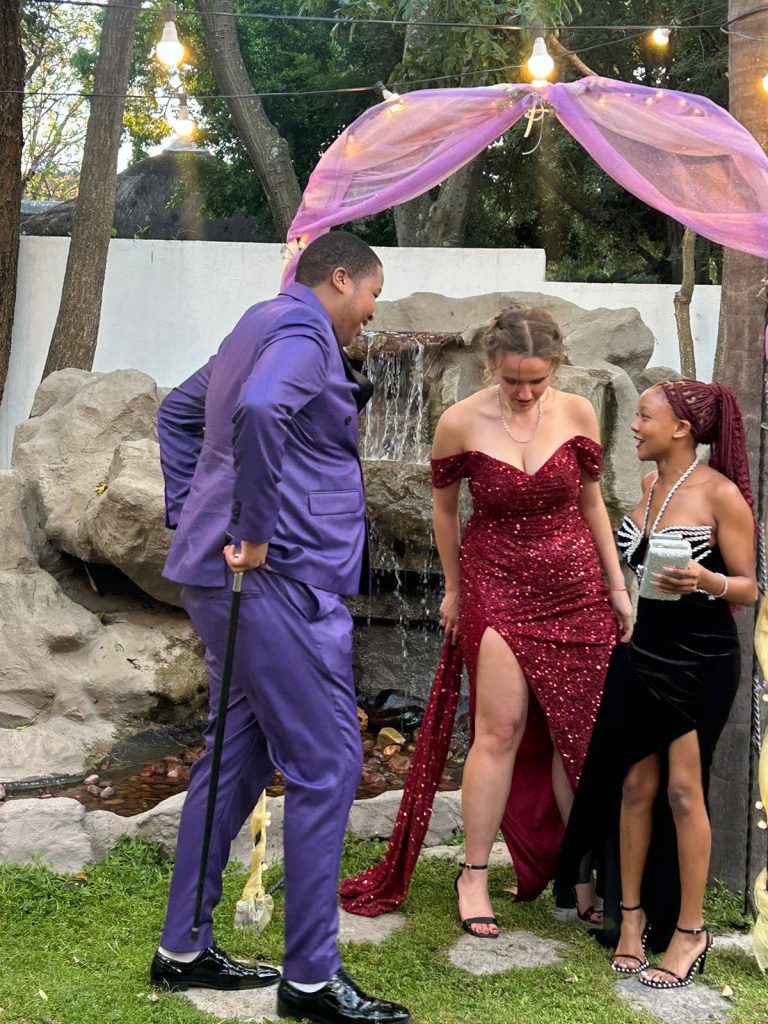 Michael Mount Waldorf School Class of 2024 13456