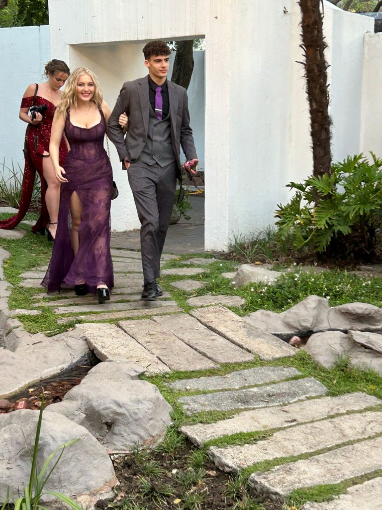 Michael Mount Waldorf School Class of 2024 13456