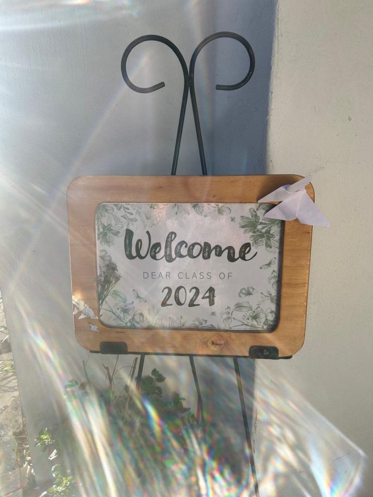 Michael Mount Waldorf School Class of 2024 13456