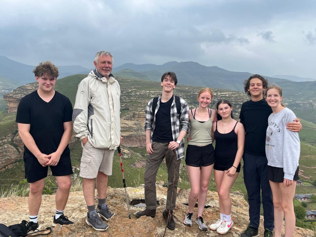 Michael Mount Waldorf School Class of 2025 32241