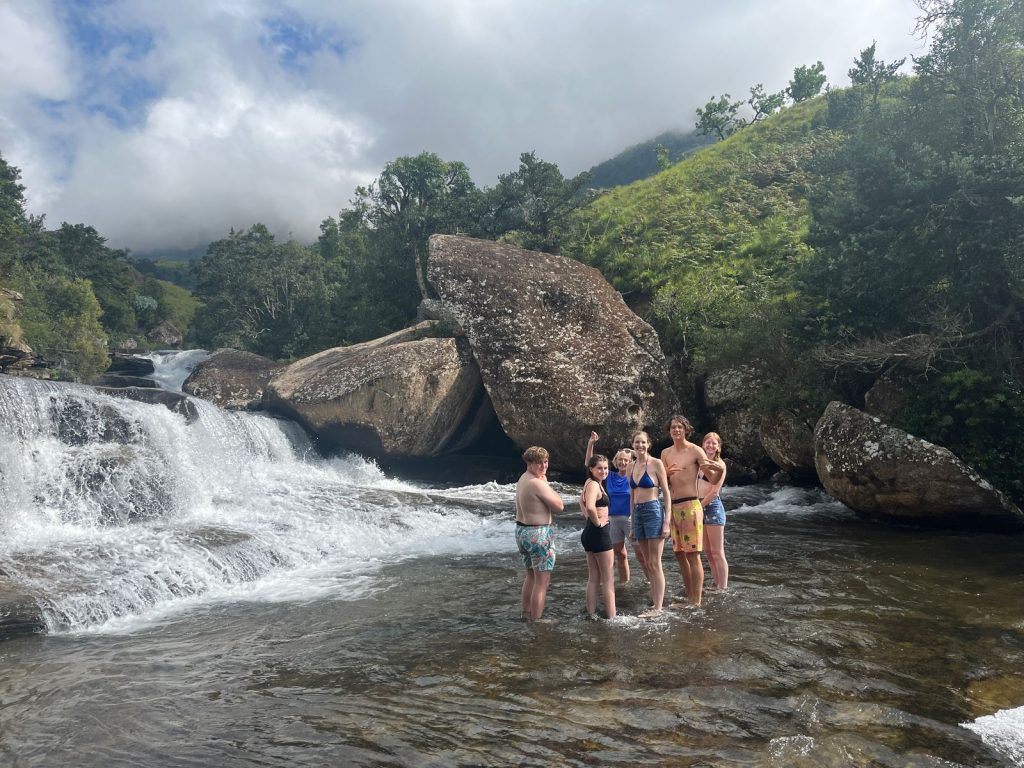 Michael Mount Waldorf School Class of 2025 32241