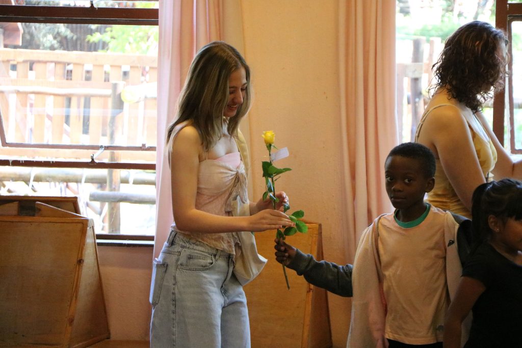 Michael Mount Waldorf School Class of 2025 32241