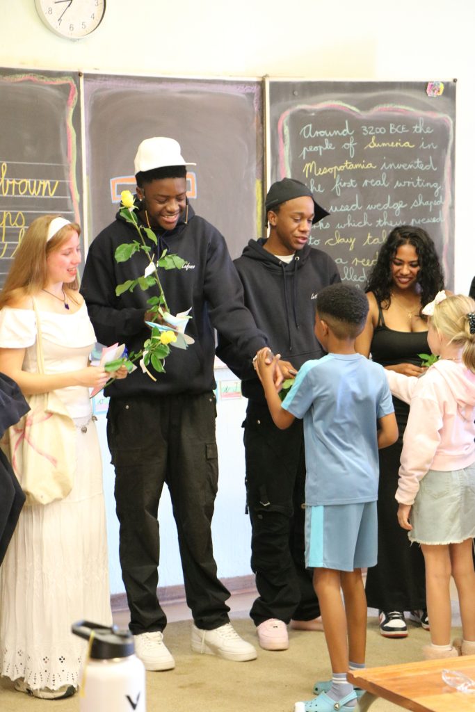 Michael Mount Waldorf School Class of 2025 32241