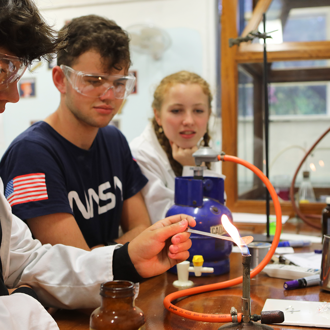 MMWS__Gallery-images__High-School__Learning-to-use-a-bunsen-burner